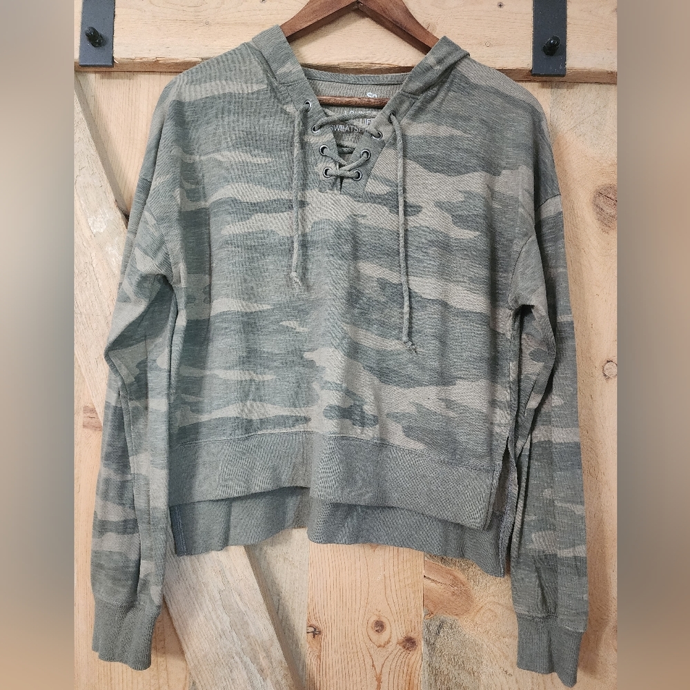 Camo crop lounge sweatshirt with hood